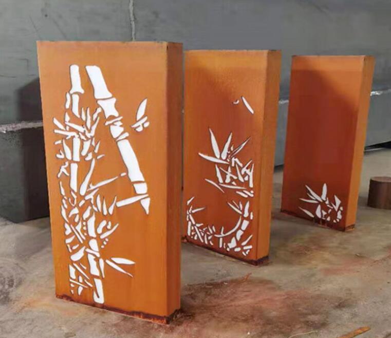白银锈钢板灯箱